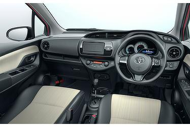 
								TOYOTA VITZ HYBRID F full									